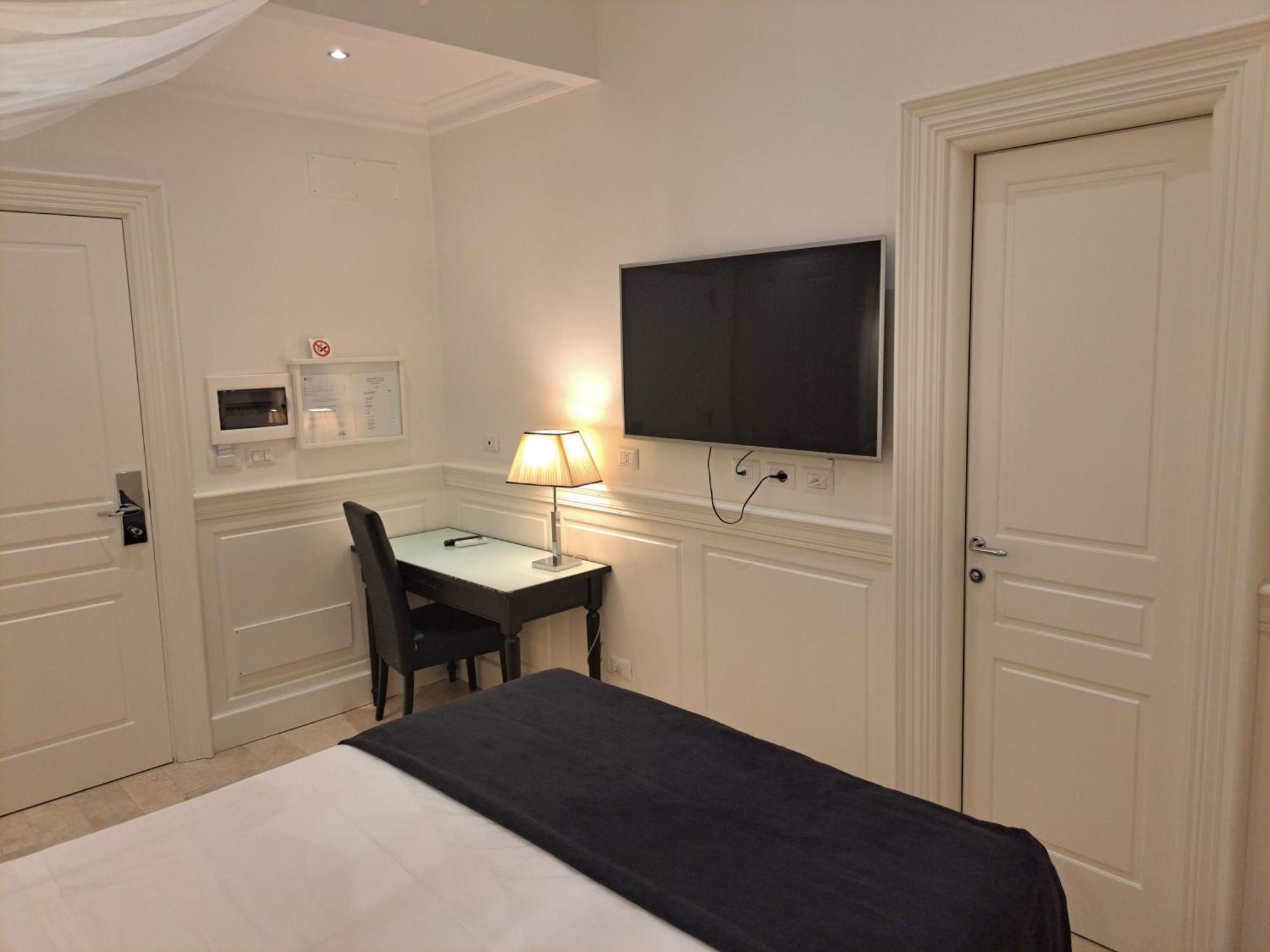 Hotel Dei Quiriti Suite Rome Bagian luar foto